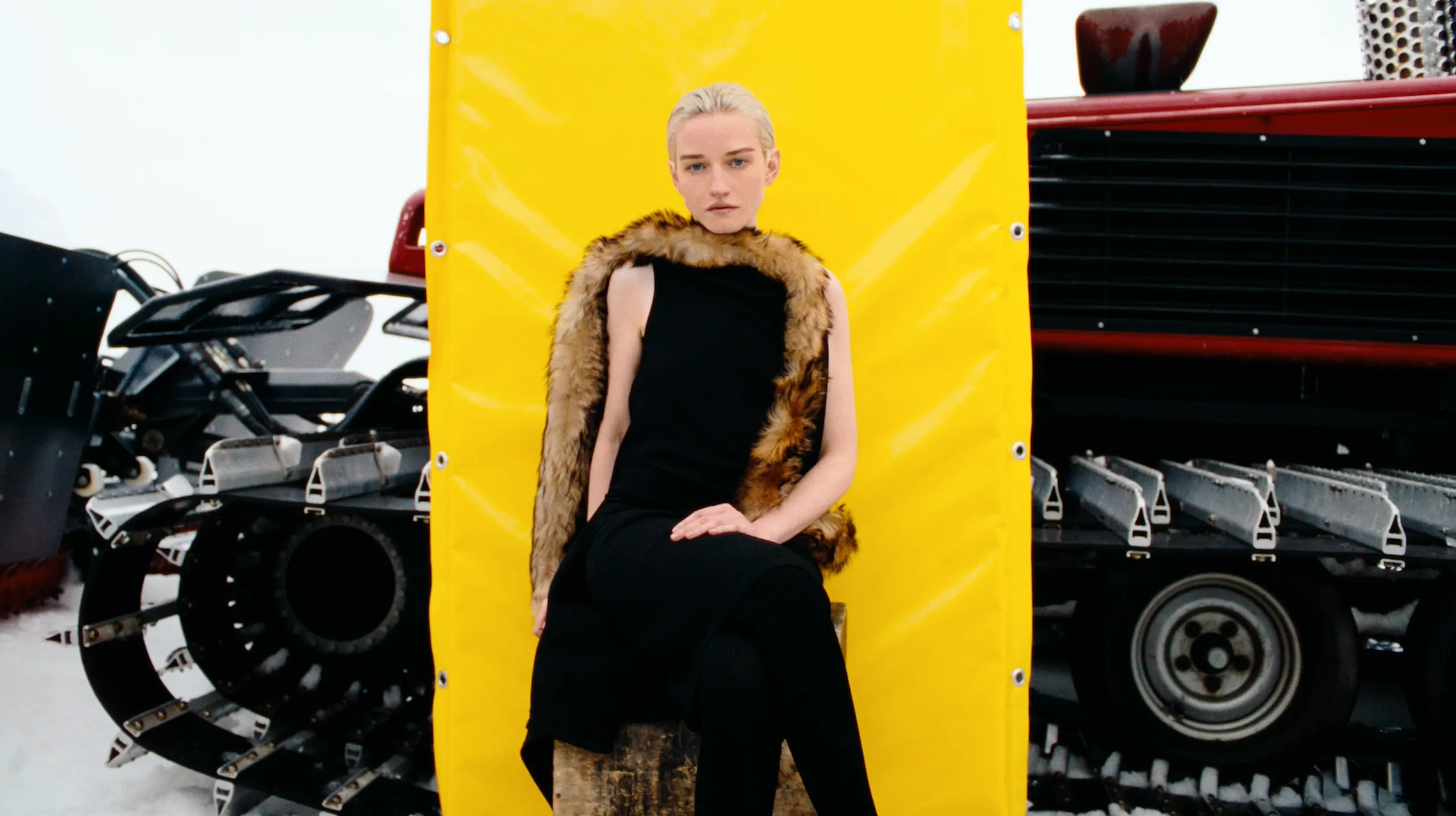 LOEWE FW 26 Motion Talents